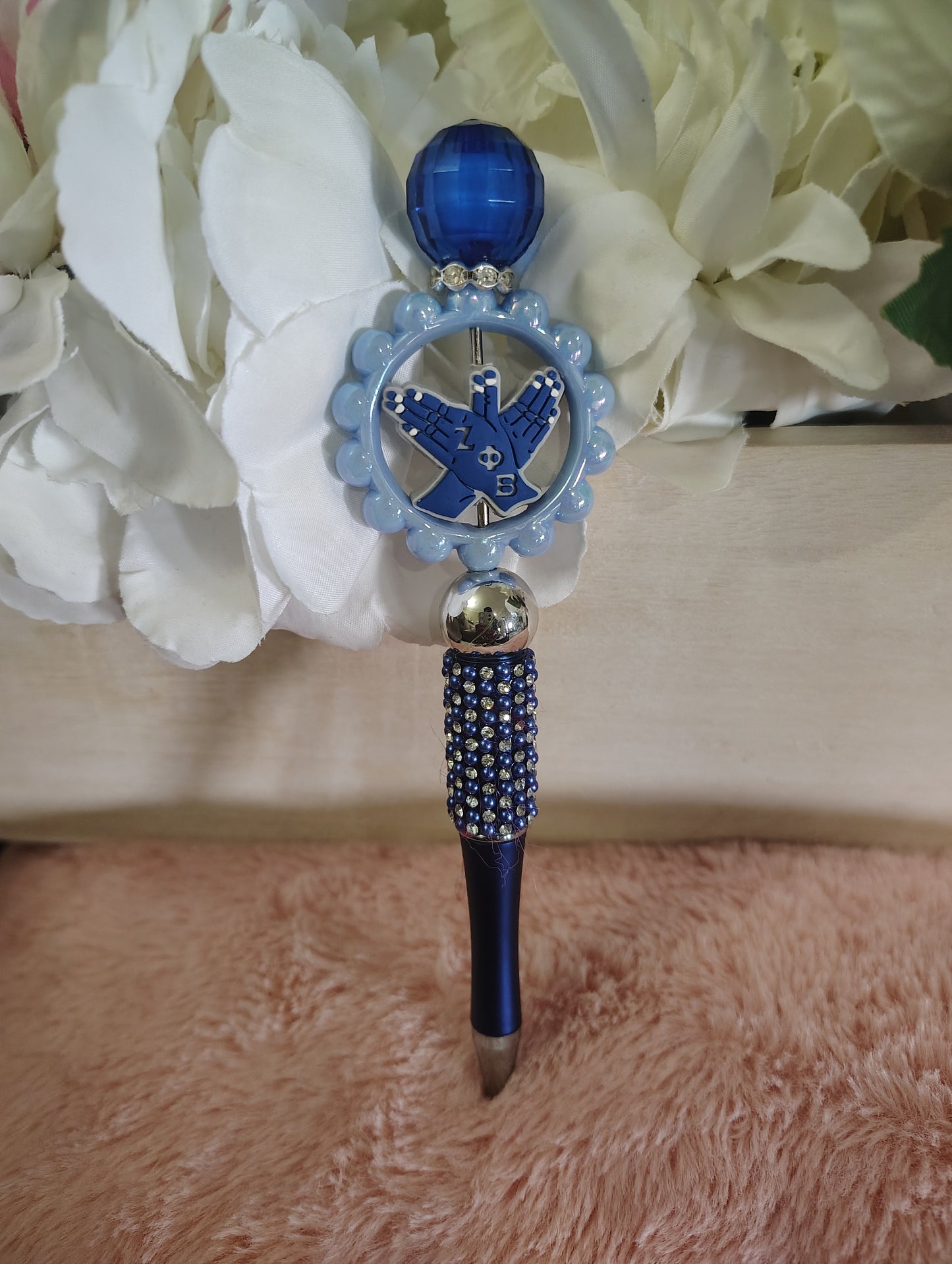 Title:
Zeta Phi Beta Inspired Dove Hand Beaded Pen